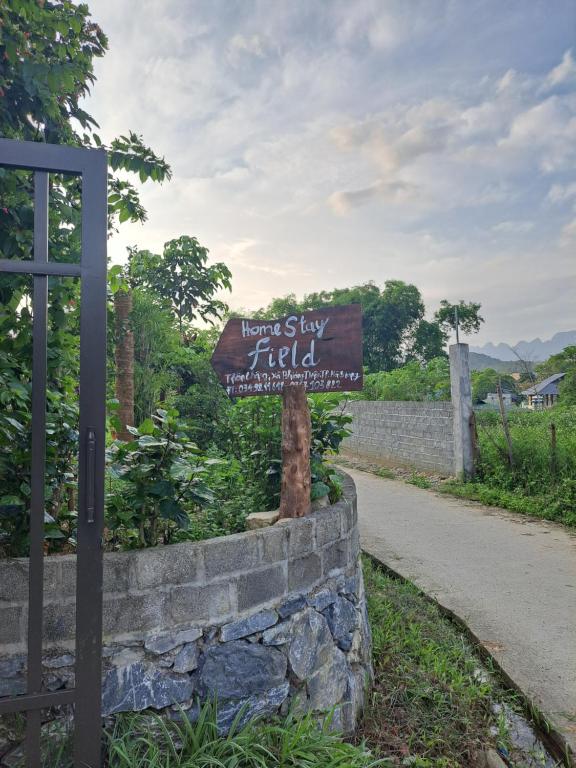 Welcome to Homestay Field, Ha Giang